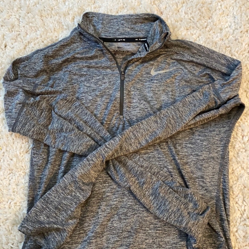 ⛄️3/$25 ⛄️ Nike quarterzip